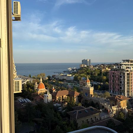 Gagarin Plaza Apartments Odessa Eksteriør bilde