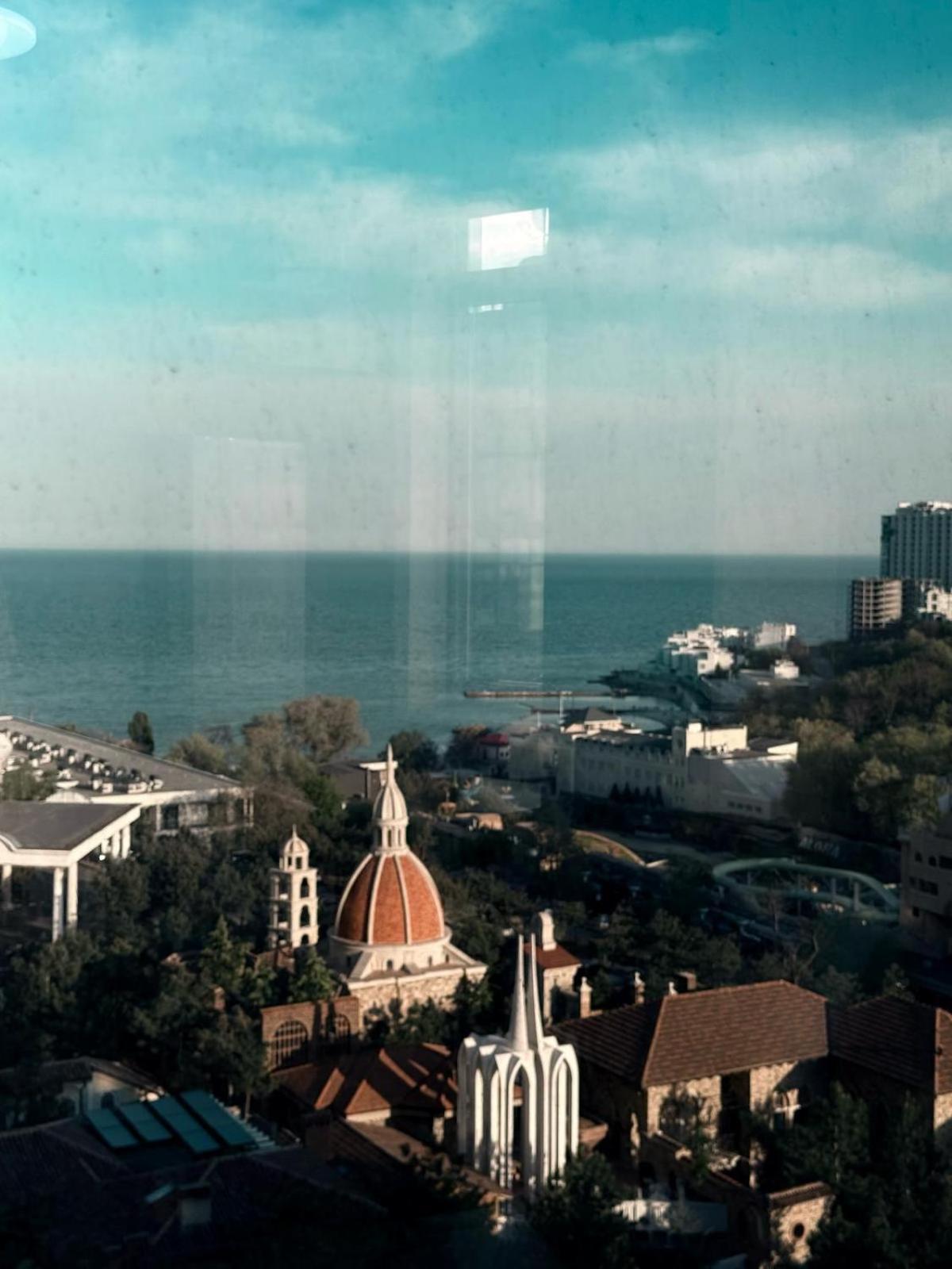Gagarin Plaza Apartments Odessa Eksteriør bilde