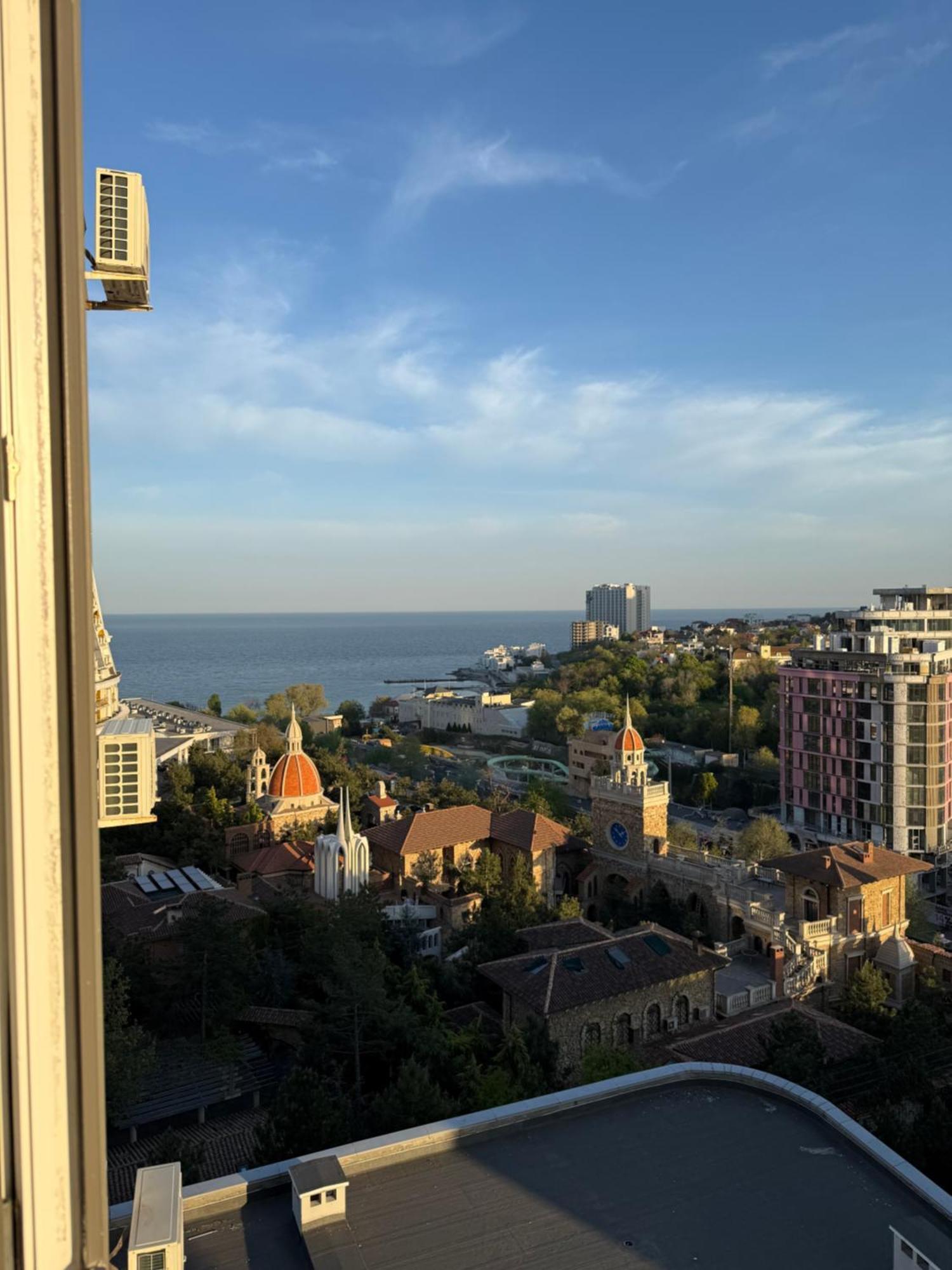 Gagarin Plaza Apartments Odessa Eksteriør bilde