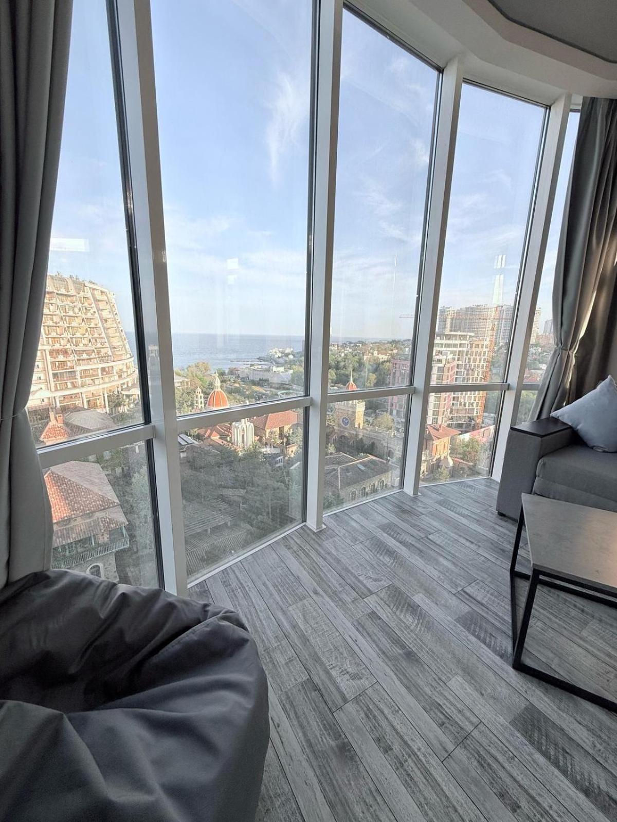 Gagarin Plaza Apartments Odessa Eksteriør bilde