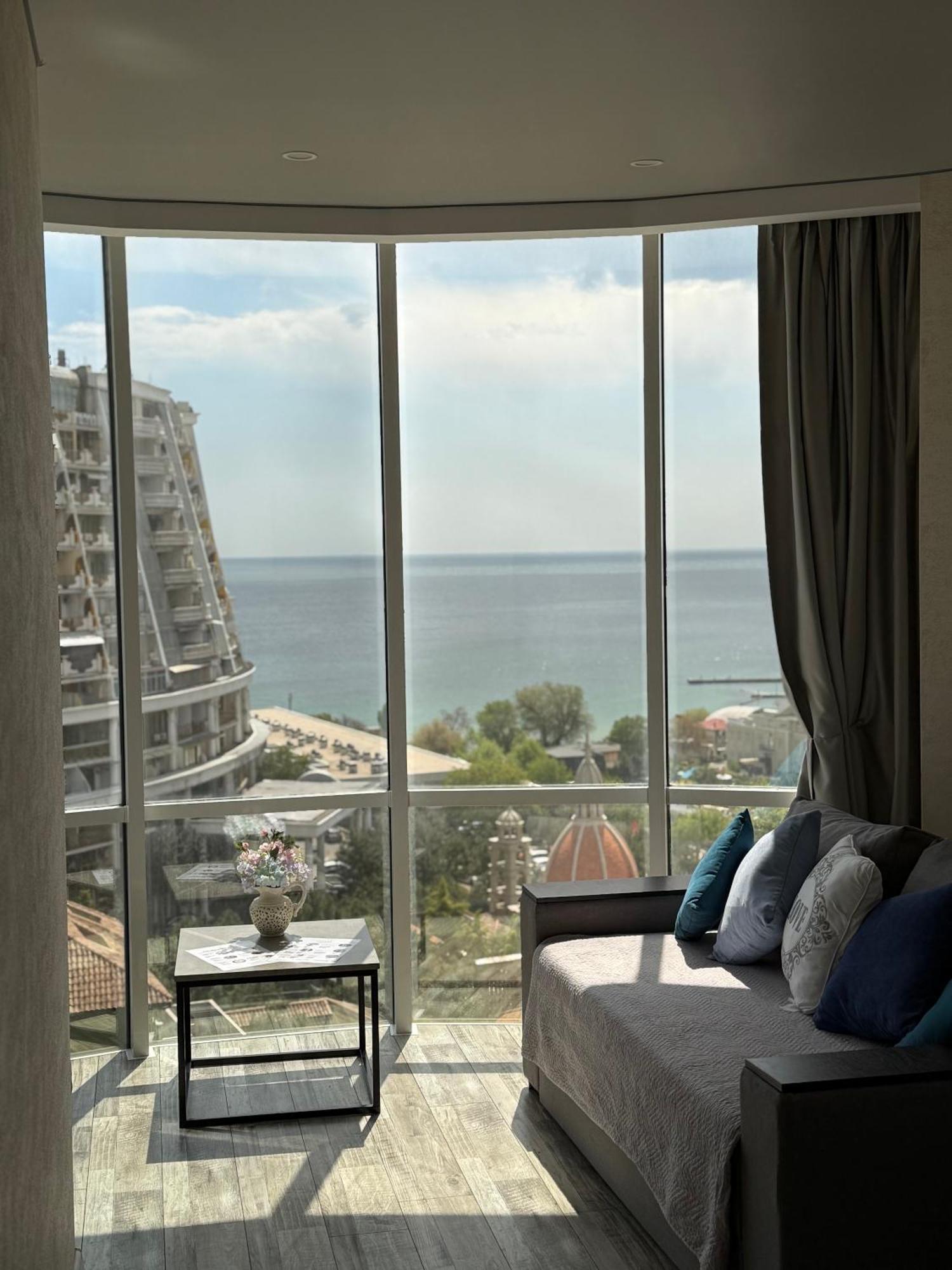 Gagarin Plaza Apartments Odessa Eksteriør bilde